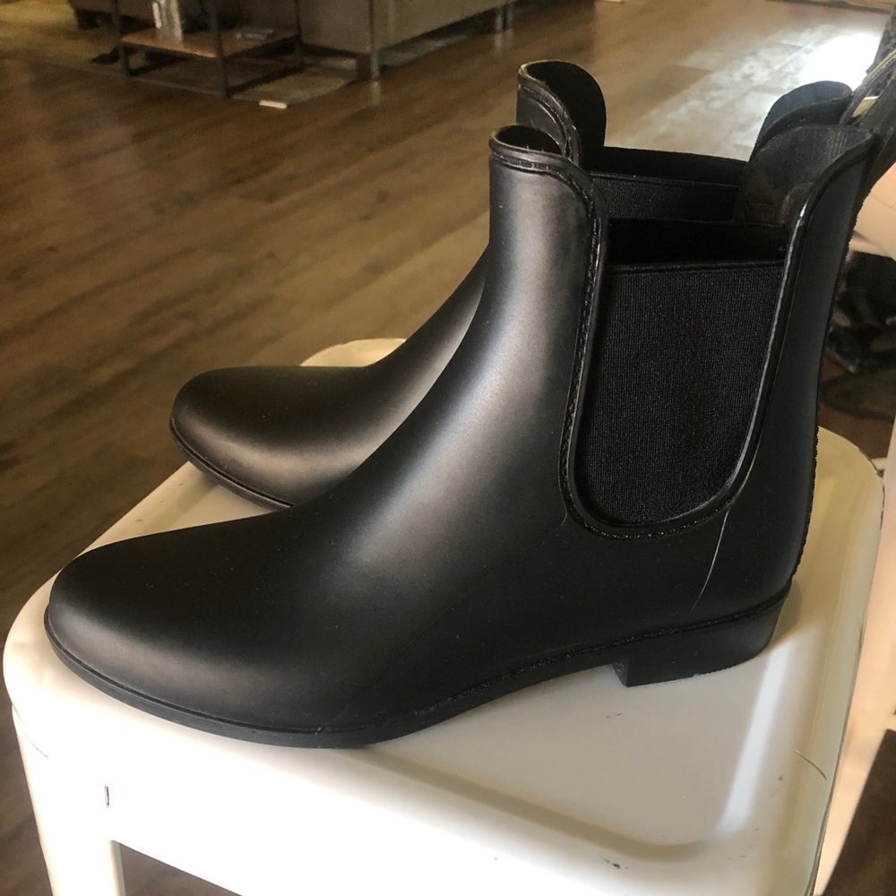 Cute black rain boots